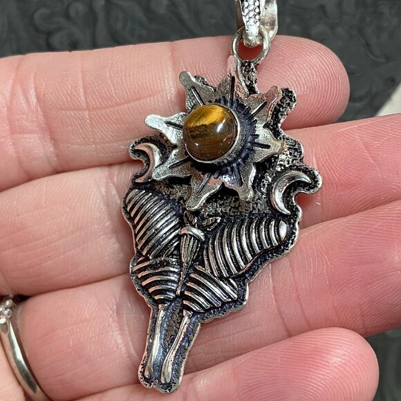 Tigers Eye Flower Luna Moth Sun Crescent Moon Mystic Pendant - Picture 5 of 6